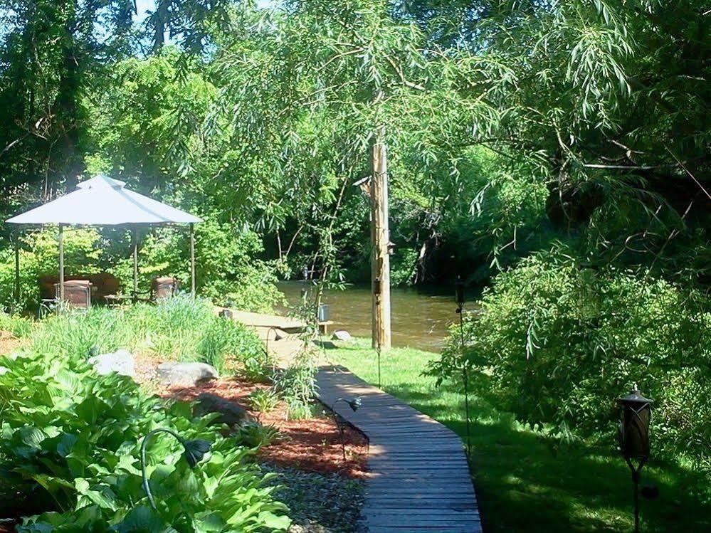 Stone Waters Inn Bellaire Eksteriør billede