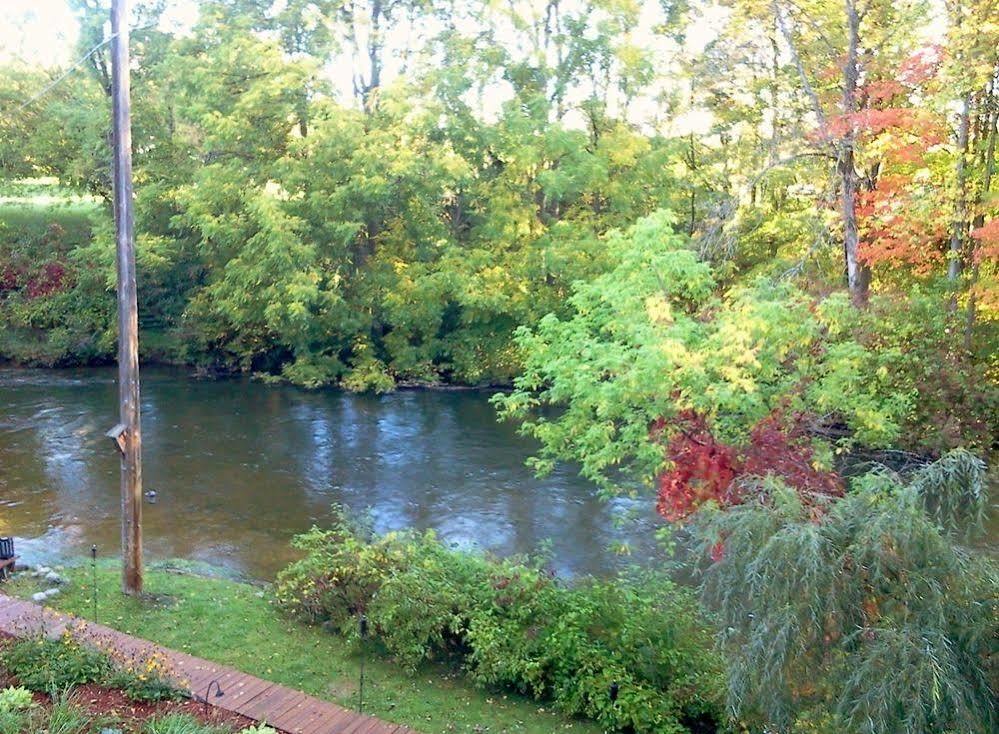Stone Waters Inn Bellaire Eksteriør billede